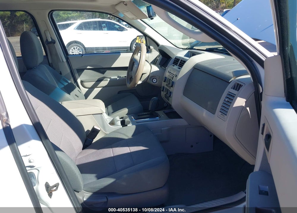2009 FORD ESCAPE XLT VIN: 1FMCU93G59KA62716