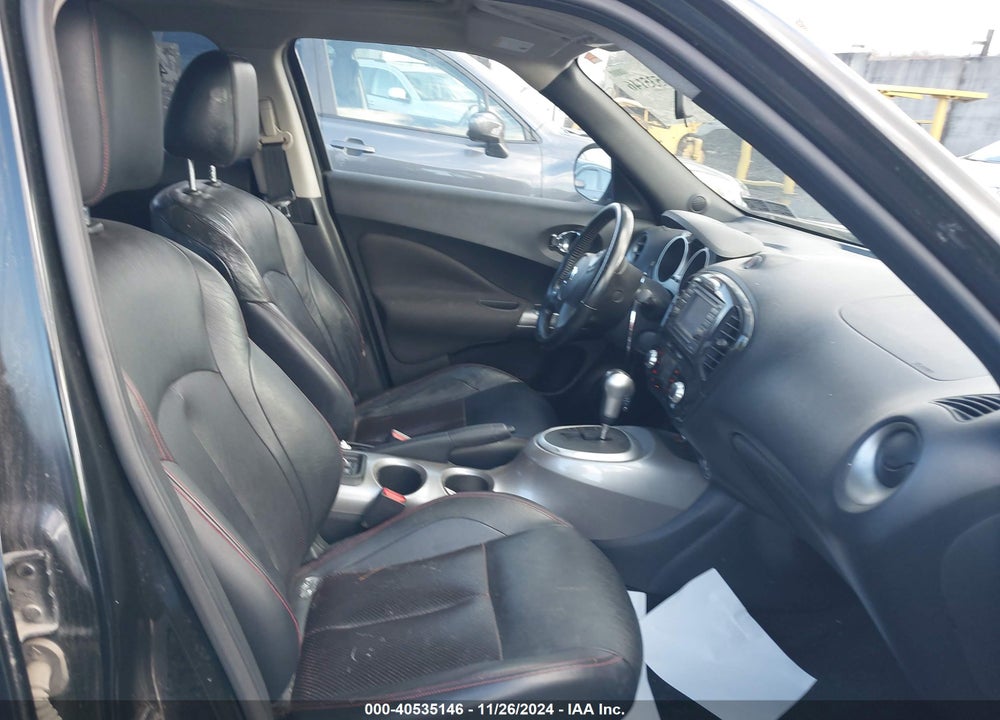 2011 NISSAN JUKE SL VIN: JN8AF5MV1BT015537