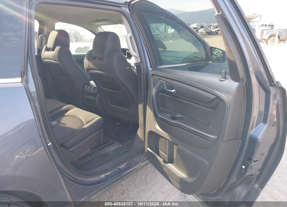 2013 CHEVROLET TRAVERSE 1LT VIN: 1GNKVGKD8DJ248412