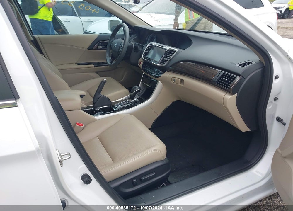 2016 HONDA ACCORD EX-L VIN: 1HGCR2F97GA026010