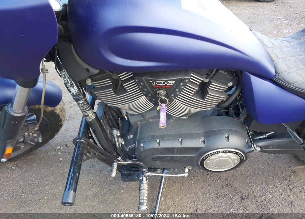 2015 VICTORY MOTORCYCLES GUNNER VIN: 5VPLB36N3F3034390