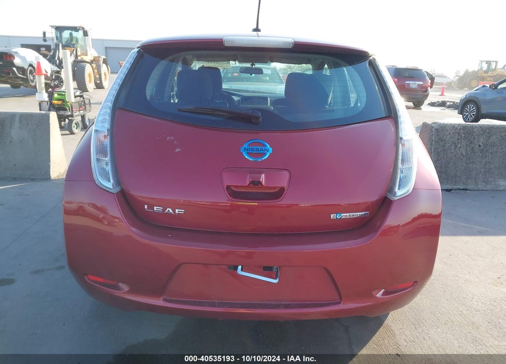 2015 NISSAN LEAF S VIN: 1N4AZ0CP5FC328966
