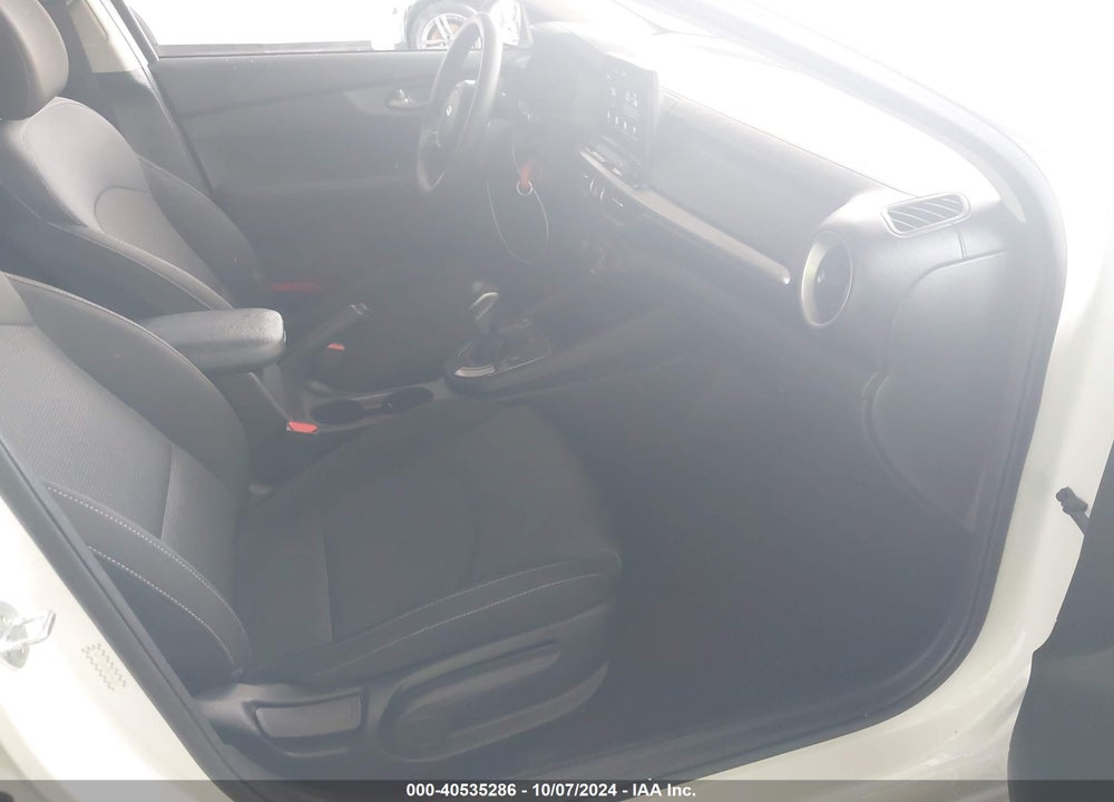 2021 KIA FORTE LXS VIN: 3KPF24AD2ME395020