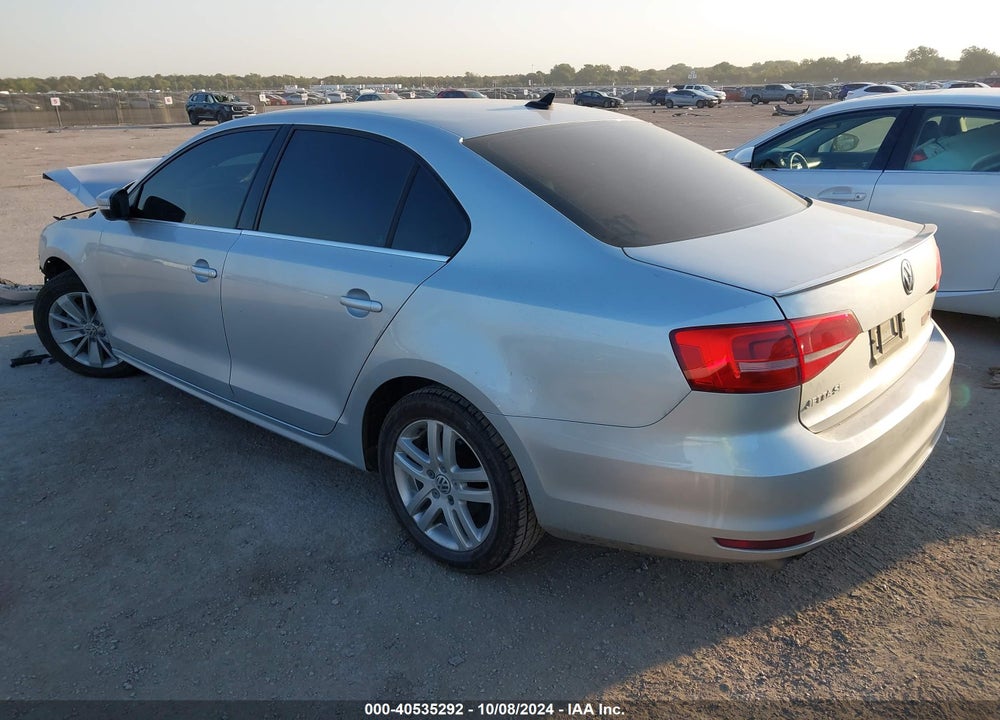 2015 VOLKSWAGEN JETTA 1.8T SE VIN: 3VWD07AJ1FM339550