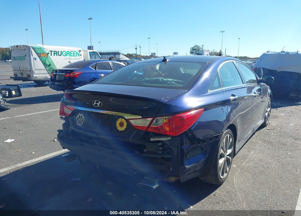 2014 HYUNDAI SONATA SE VIN: 5NPEC4AC0EH881385