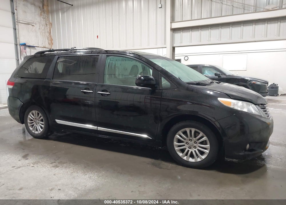2012 TOYOTA SIENNA XLE V6 8 PASSENGER VIN: 5TDYK3DC6CS184235