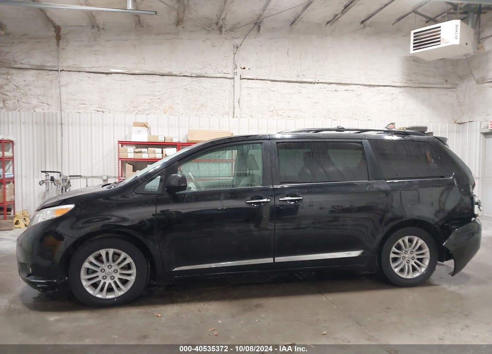 2012 TOYOTA SIENNA XLE V6 8 PASSENGER VIN: 5TDYK3DC6CS184235