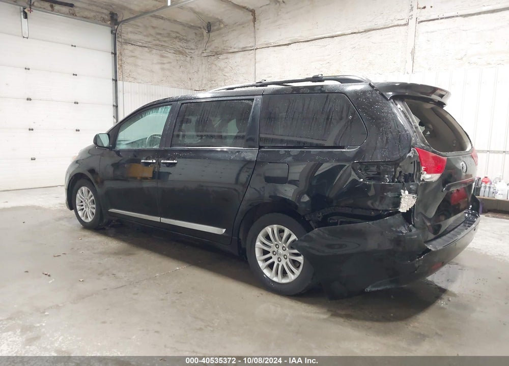 2012 TOYOTA SIENNA XLE V6 8 PASSENGER VIN: 5TDYK3DC6CS184235