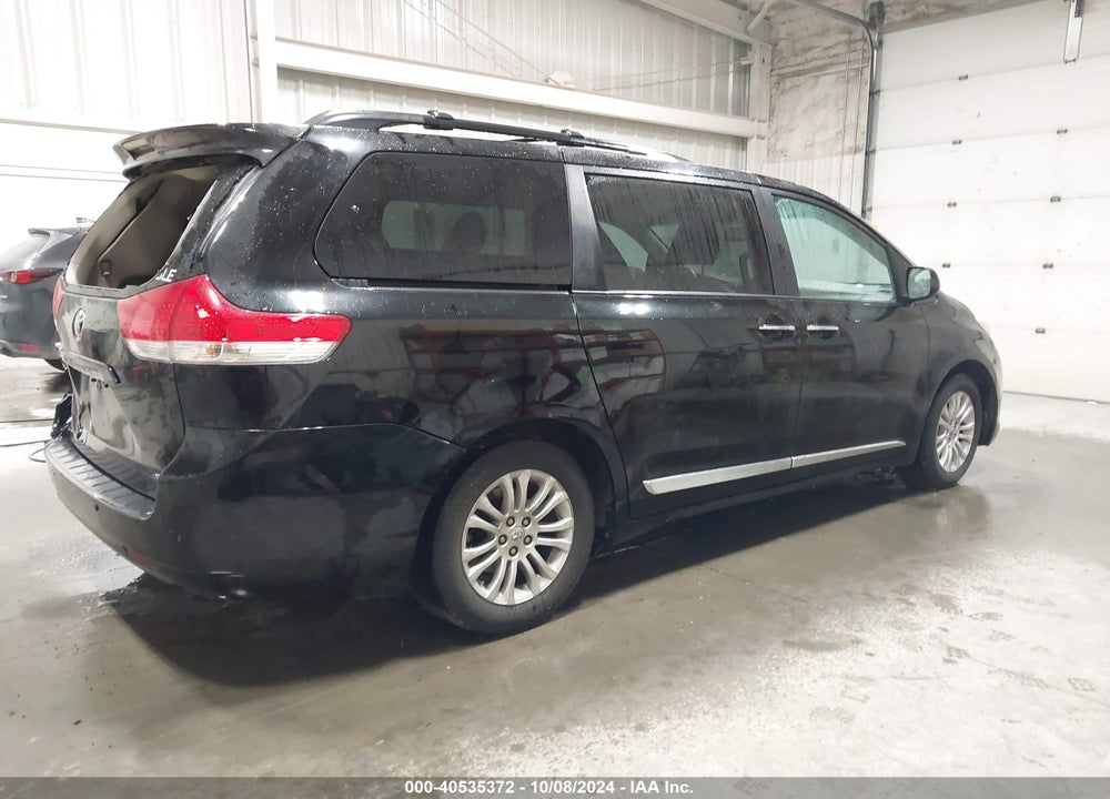 2012 TOYOTA SIENNA XLE V6 8 PASSENGER VIN: 5TDYK3DC6CS184235