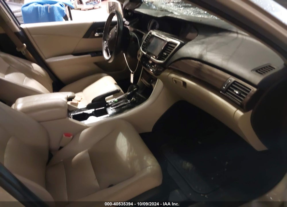 2016 HONDA ACCORD EX-L V-6 VIN: 1HGCR3F84GA020307