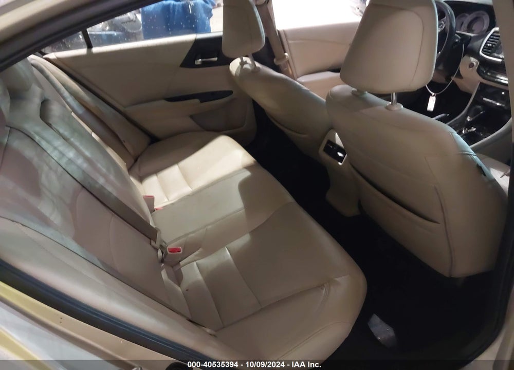 2016 HONDA ACCORD EX-L V-6 VIN: 1HGCR3F84GA020307