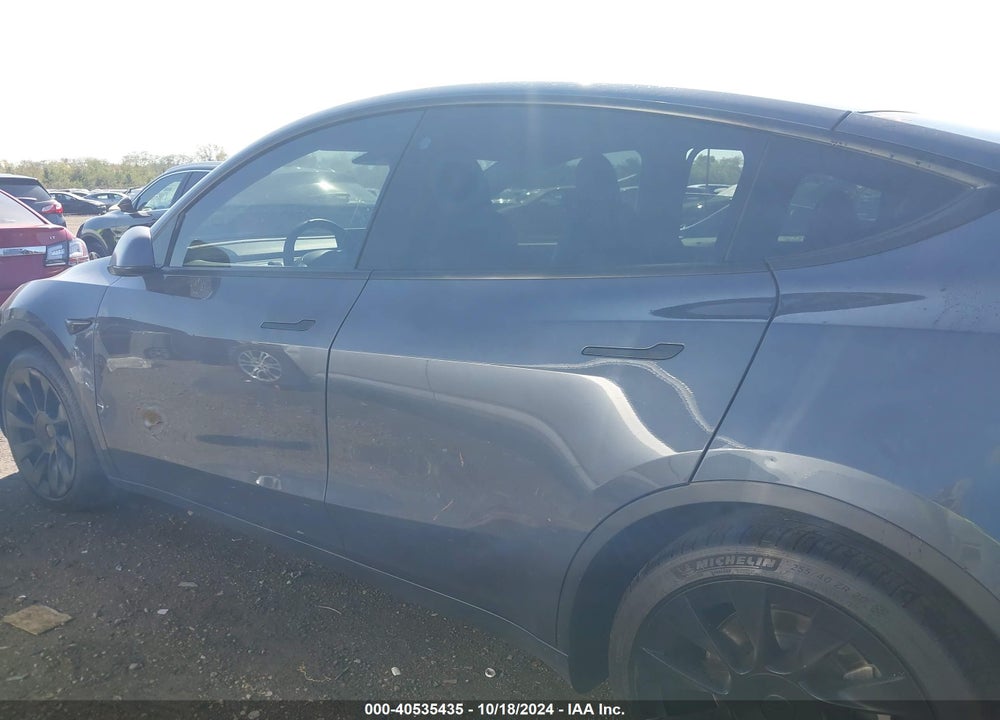 2021 TESLA MODEL Y LONG RANGE DUAL MOTOR ALL-WHEEL DRIVE VIN: 5YJYGDEE5MF108325