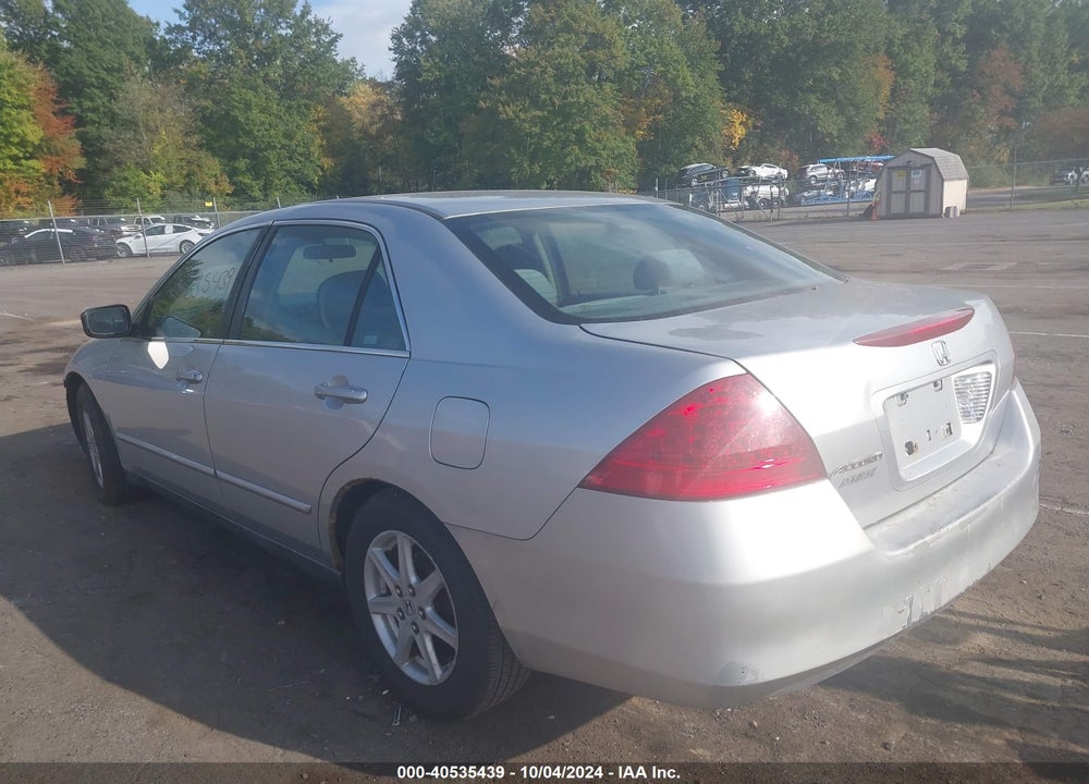 2007 HONDA ACCORD 2.4 LX VIN: 1HGCM56427A163487
