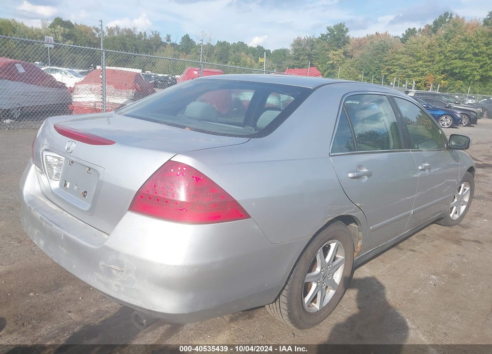2007 HONDA ACCORD 2.4 LX VIN: 1HGCM56427A163487