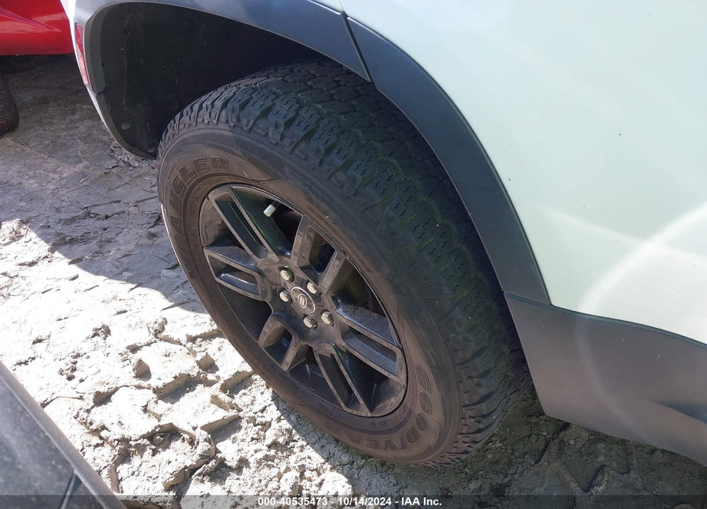 2022 LAND ROVER DEFENDER 110 S VIN: SALEJ7RX1N2079369