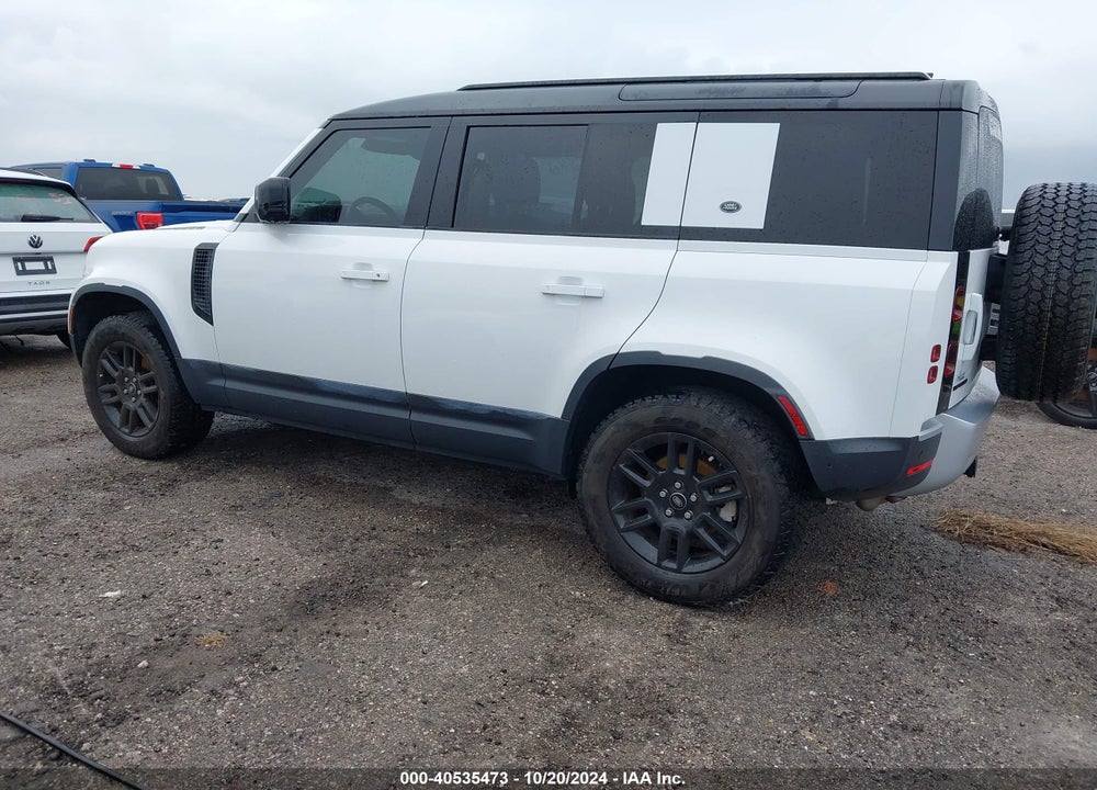 2022 LAND ROVER DEFENDER 110 S VIN: SALEJ7RX1N2079369