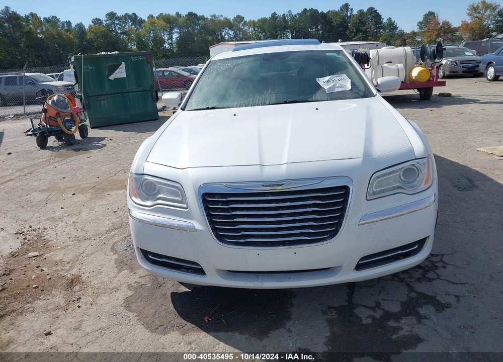 2014 CHRYSLER 300 VIN: 2C3CCAAG4EH340040