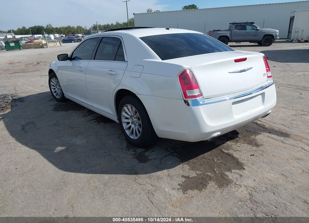 2014 CHRYSLER 300 VIN: 2C3CCAAG4EH340040