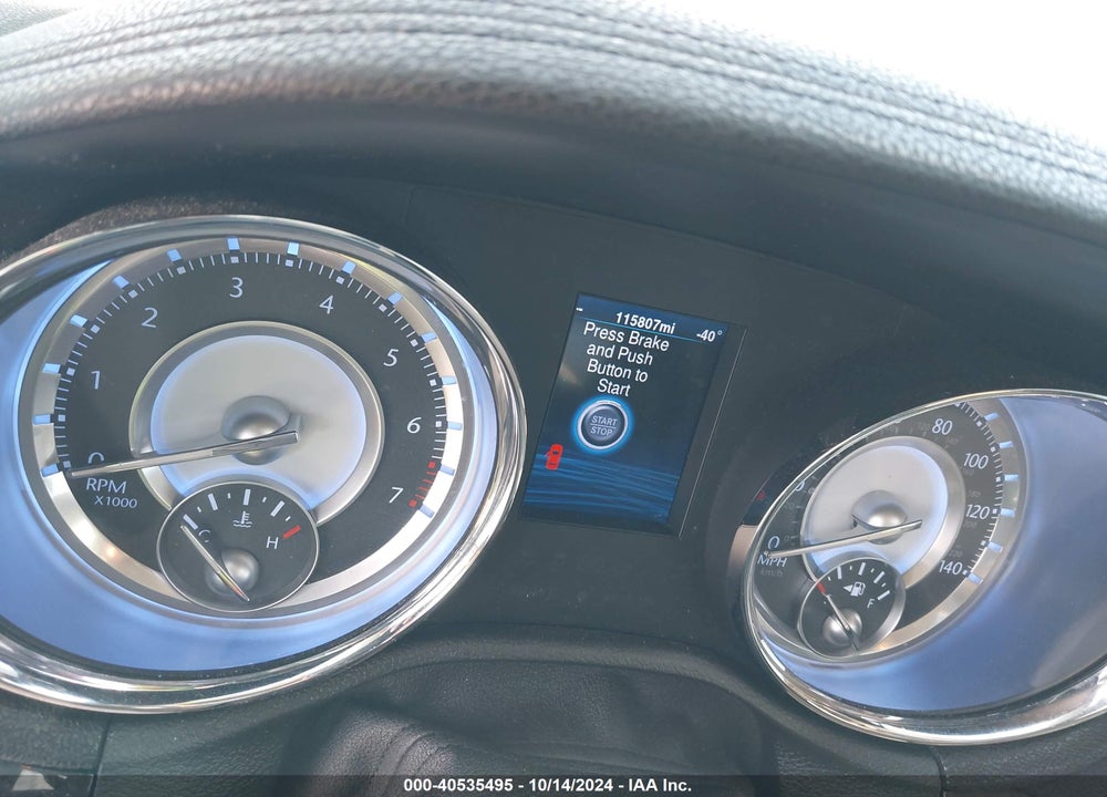 2014 CHRYSLER 300 VIN: 2C3CCAAG4EH340040