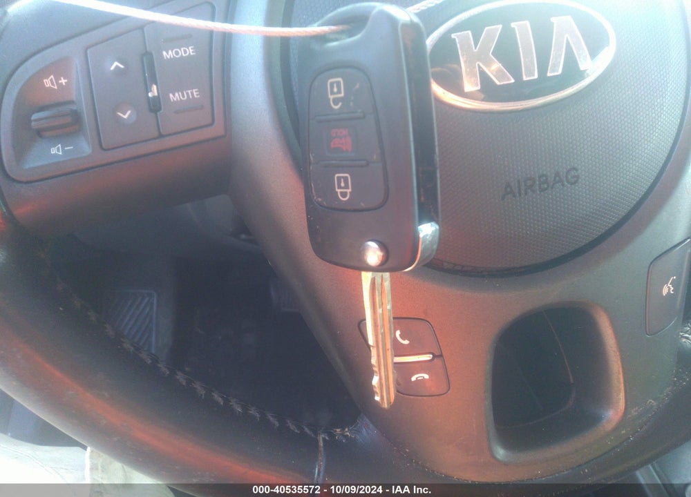 2013 KIA SOUL VIN: KNDJT2A68D7484913