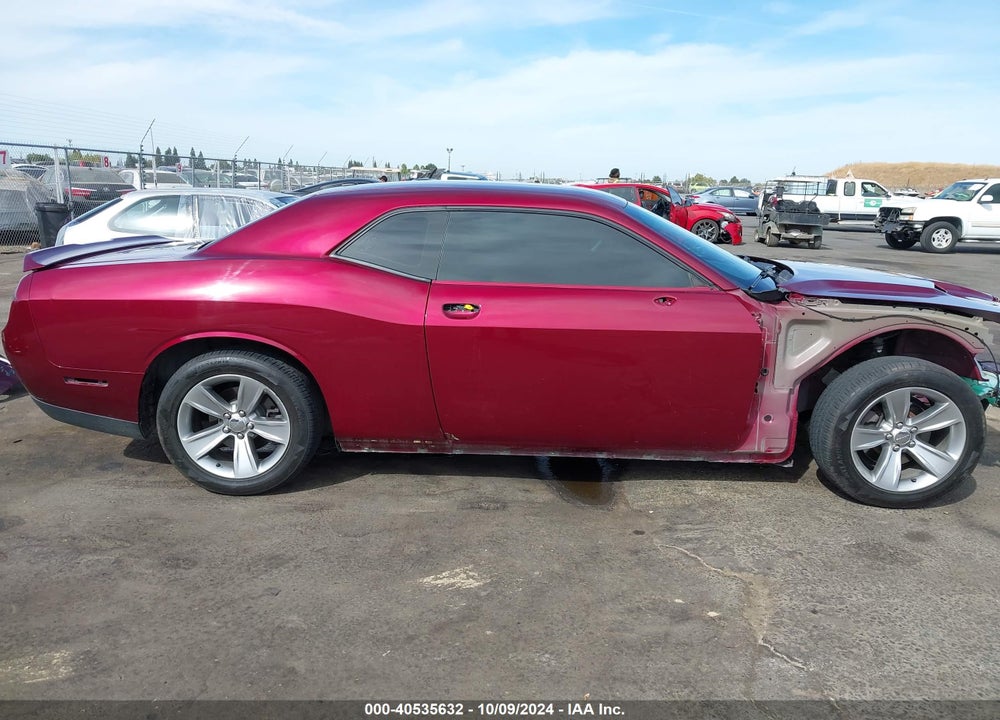 2020 DODGE CHALLENGER SXT VIN: 2C3CDZAG9LH113161