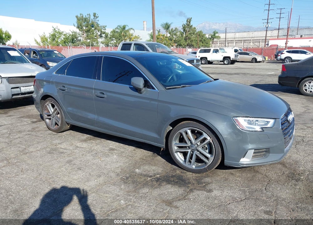 2019 AUDI A3 40 PREMIUM/40 TITANIUM PREMIUM VIN: WAUAUGFF5K1012801