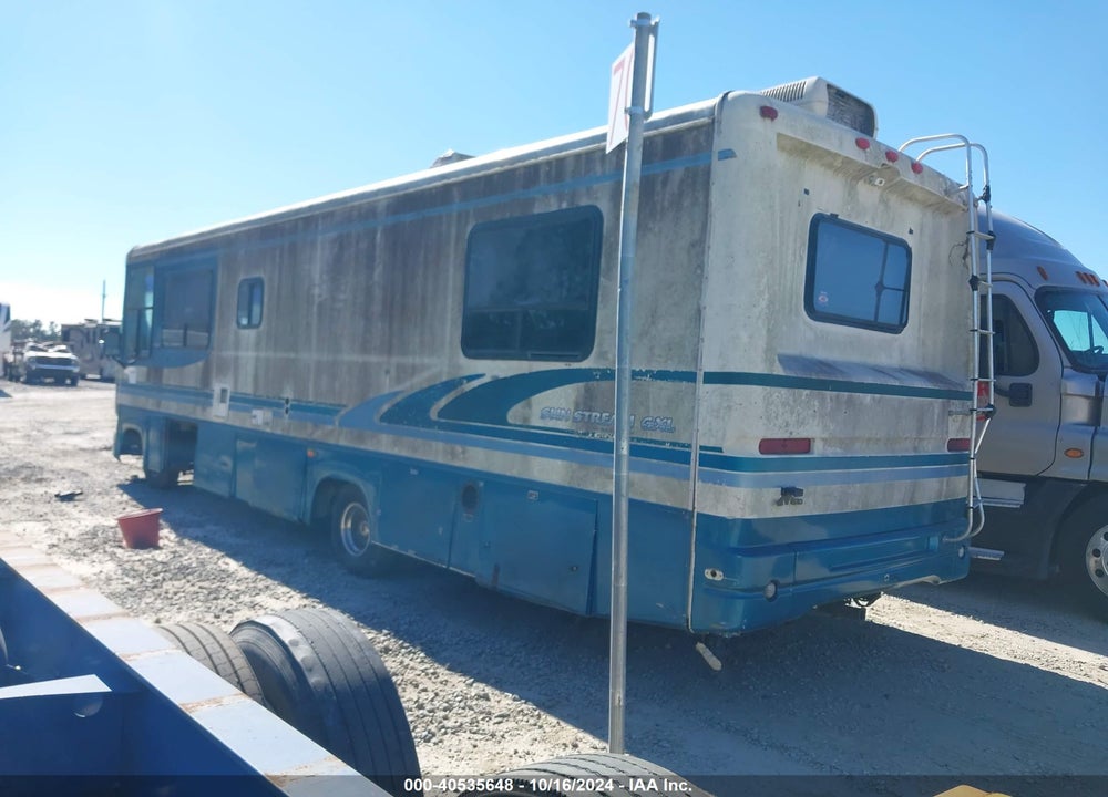 2009 GEORGETOWN F53S/GTA378T VIN: 1F6NF53Y180A01627