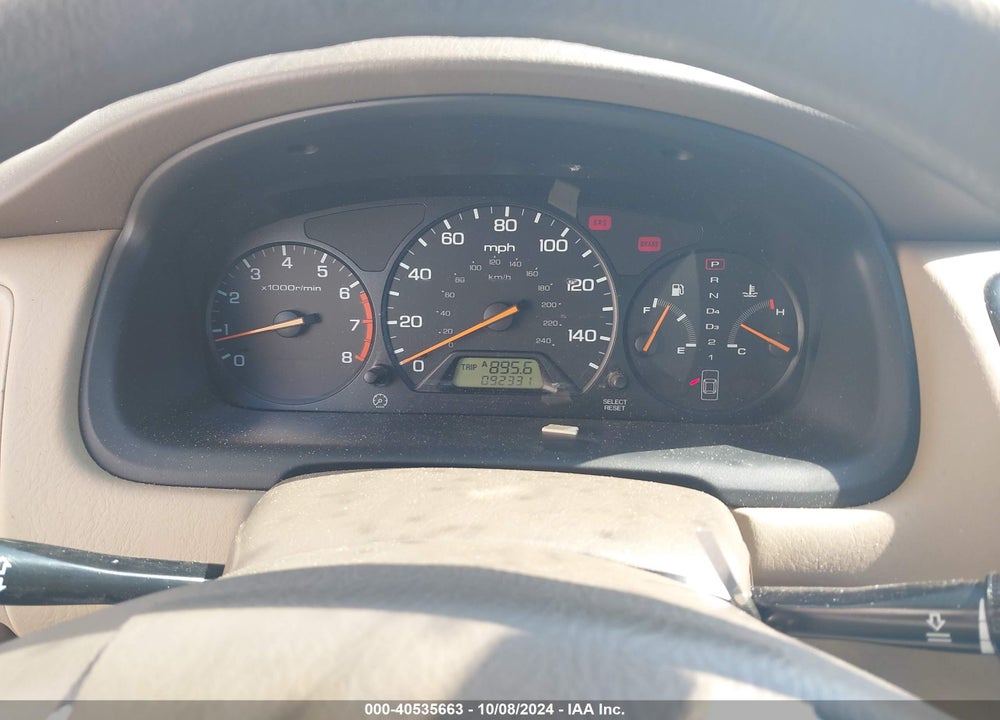 2002 HONDA ACCORD 2.3 EX VIN: JHMCG566X2C008222