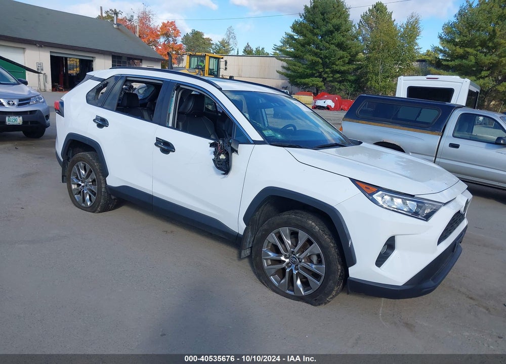 2020 TOYOTA RAV4 XLE PREMIUM VIN: 2T3A1RFV2LC086258