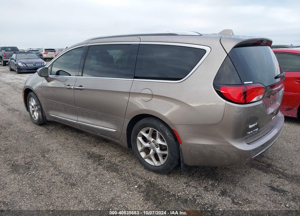 2018 CHRYSLER PACIFICA TOURING L PLUS VIN: 2C4RC1EG7JR292361
