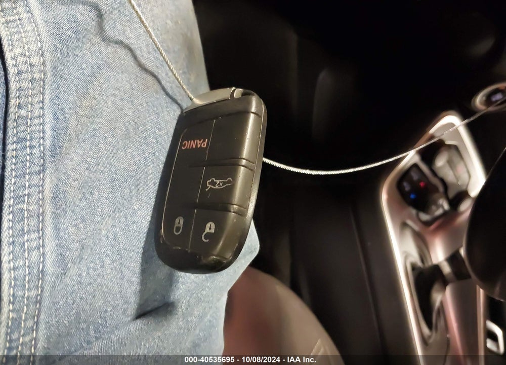 2015 DODGE CHALLENGER SXT VIN: 2C3CDZAG1FH712155