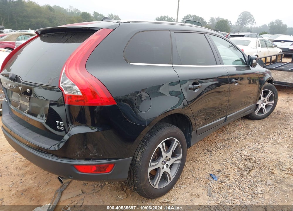 2011 VOLVO XC60 T6/T6 R-DESIGN VIN: YV4902DZXB2182743