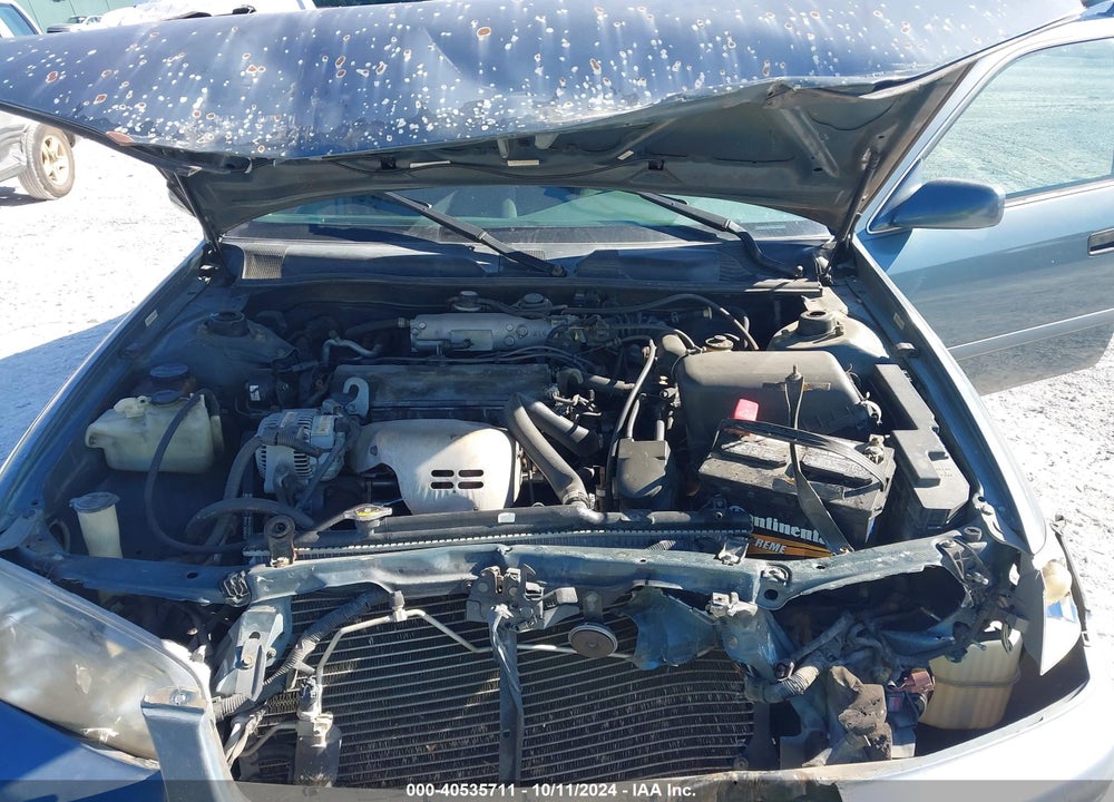 2000 TOYOTA CAMRY LE VIN: 4T1BG22K2YU975372