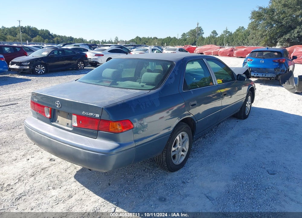 2000 TOYOTA CAMRY LE VIN: 4T1BG22K2YU975372
