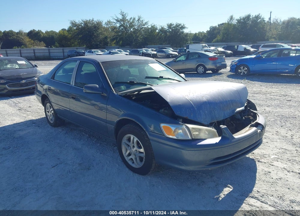 2000 TOYOTA CAMRY LE VIN: 4T1BG22K2YU975372