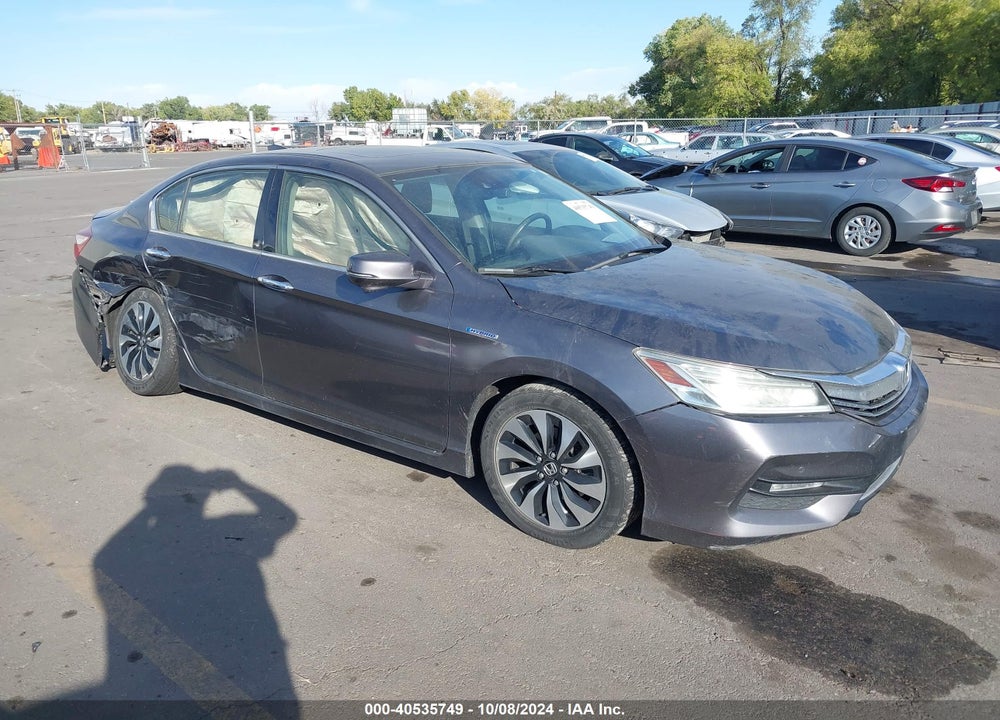 2017 HONDA ACCORD HYBRID TOURING VIN: JHMCR6F78HC026042