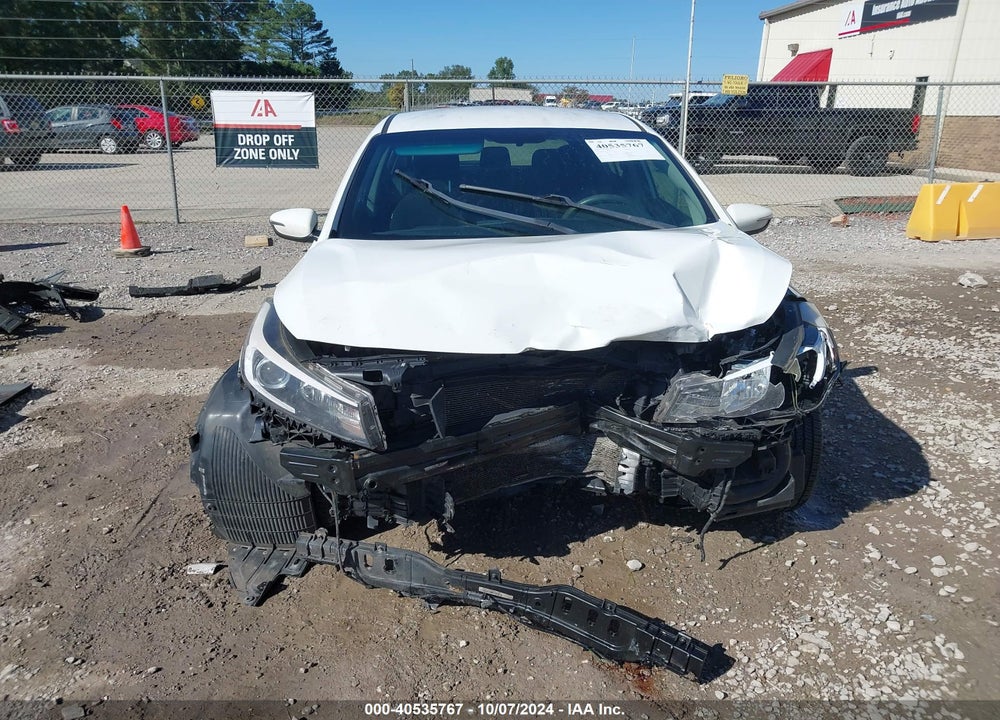 2017 KIA FORTE VIN: KNAFK5A84H5725537