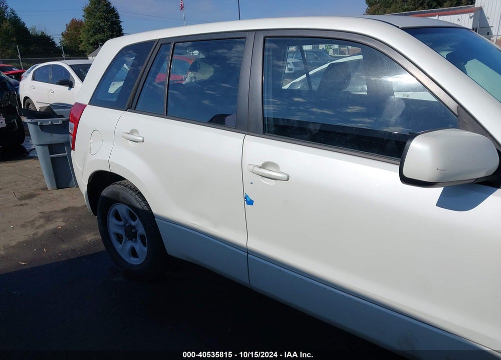2007 SUZUKI GRAND VITARA VIN: JS3TE941774200240