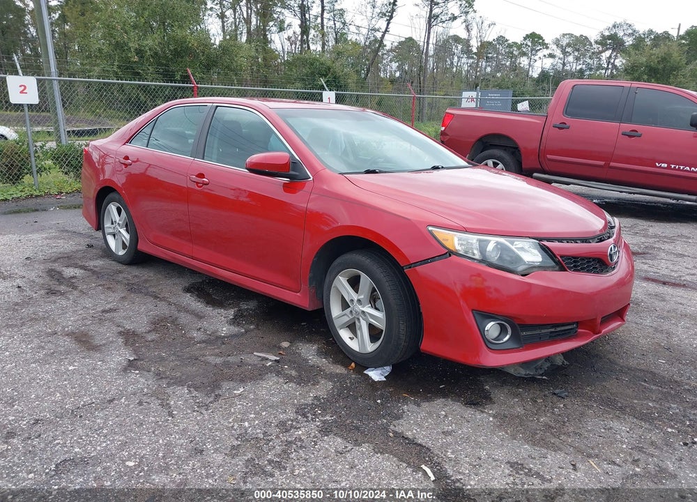 2013 TOYOTA CAMRY SE VIN: 4T1BF1FK8DU718170