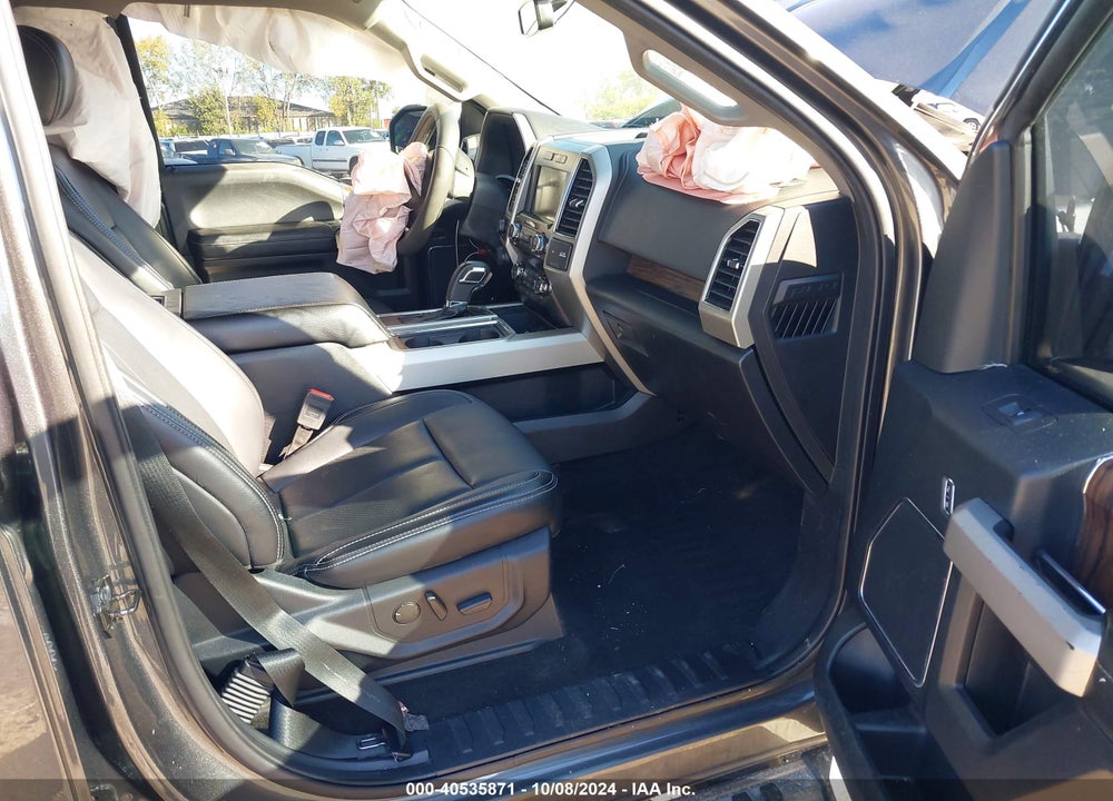 2019 FORD F-150 LARIAT VIN: 1FTEW1E58KFB60111