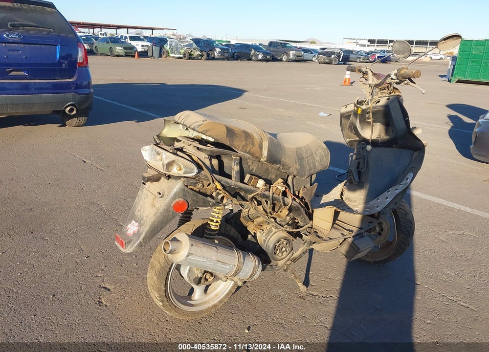 2011 YIBEN MD150T VIN: LYDTCKPF4B1500978