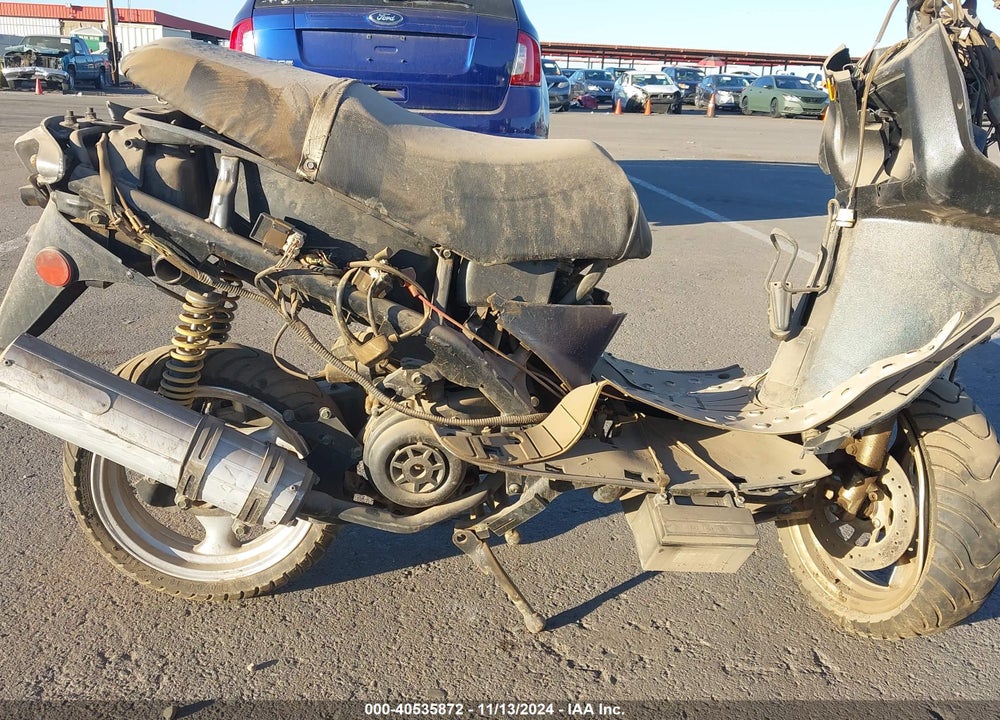 2011 YIBEN MD150T VIN: LYDTCKPF4B1500978