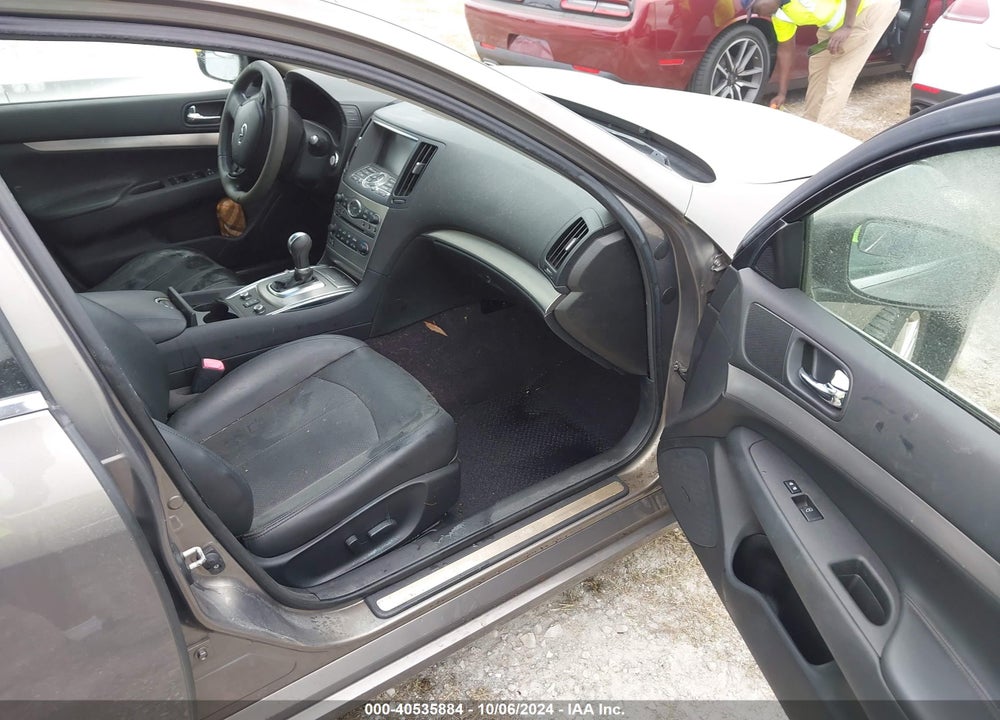 2011 INFINITI G37X VIN: JN1CV6AR6BM402165