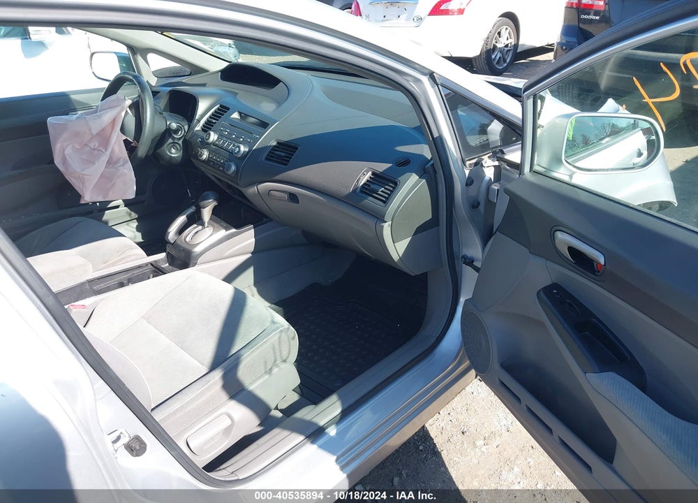 2009 HONDA CIVIC LX VIN: 1HGFA16599L028697
