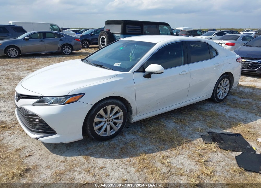 2020 TOYOTA CAMRY LE VIN: 4T1C11AK6LU991732