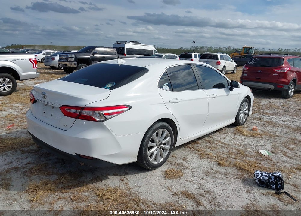 2020 TOYOTA CAMRY LE VIN: 4T1C11AK6LU991732