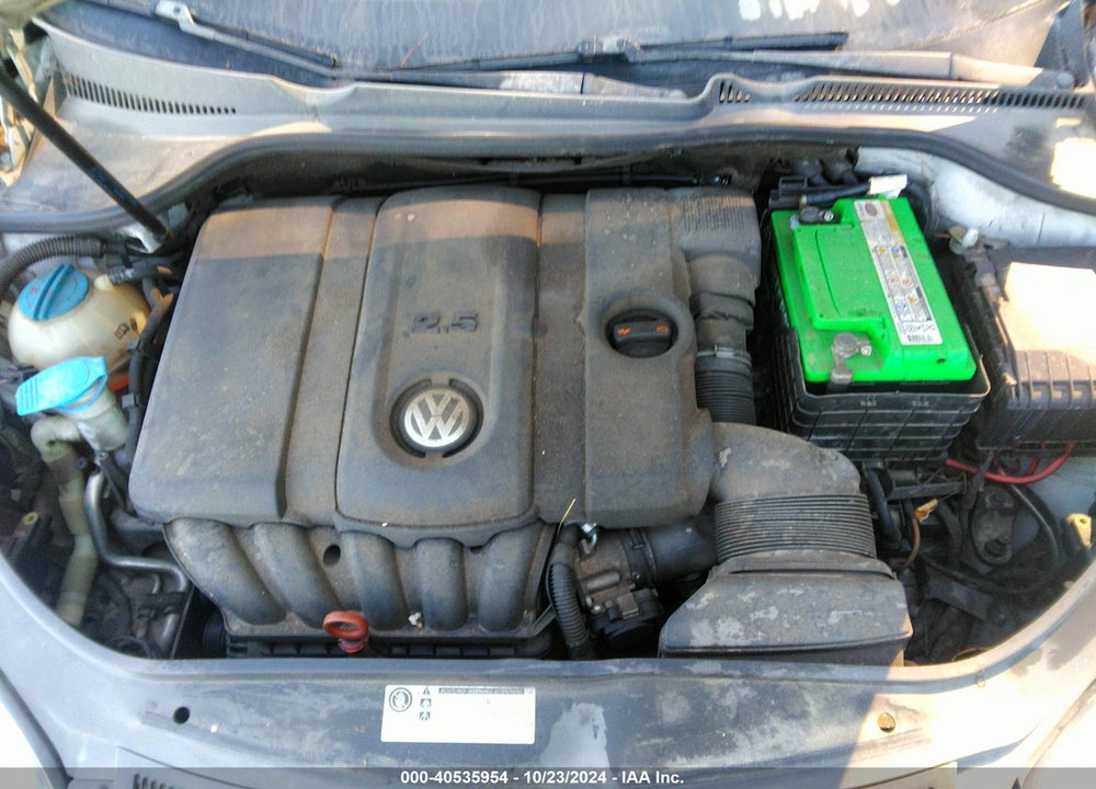 2010 VOLKSWAGEN JETTA SE VIN: 3VWRX7AJ9AM053603