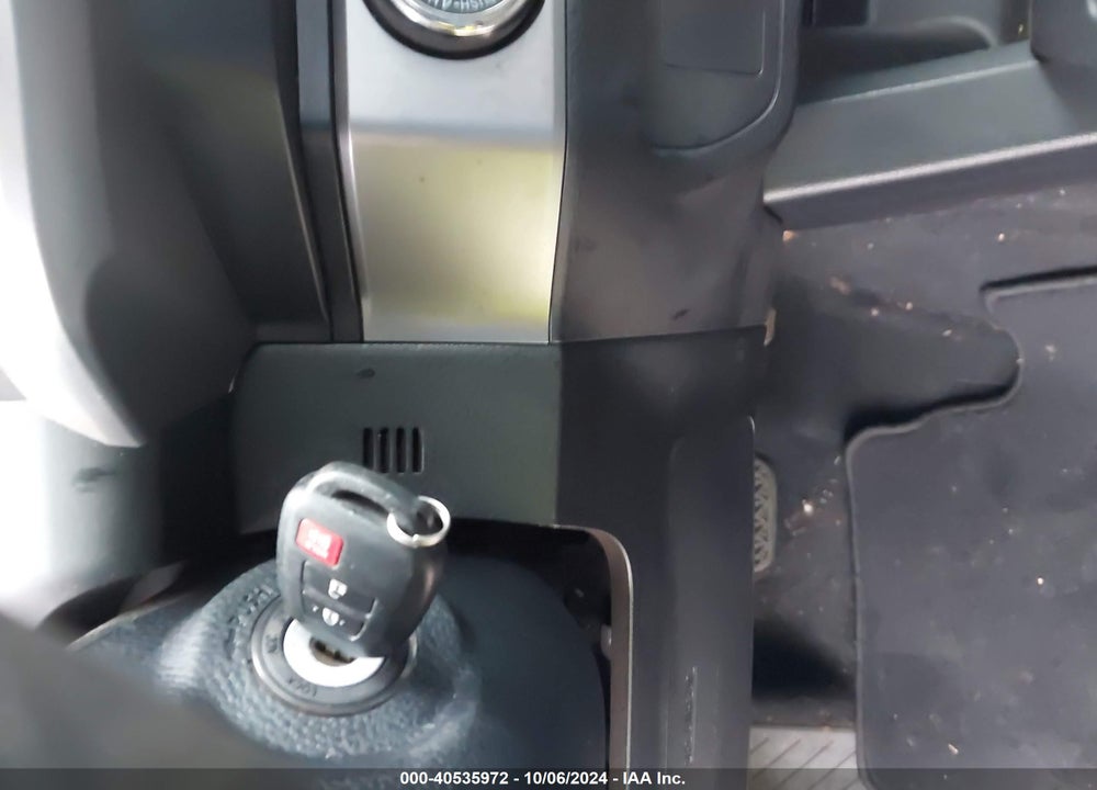 2020 TOYOTA TACOMA SR5 V6 VIN: 3TMCZ5AN0LM306675