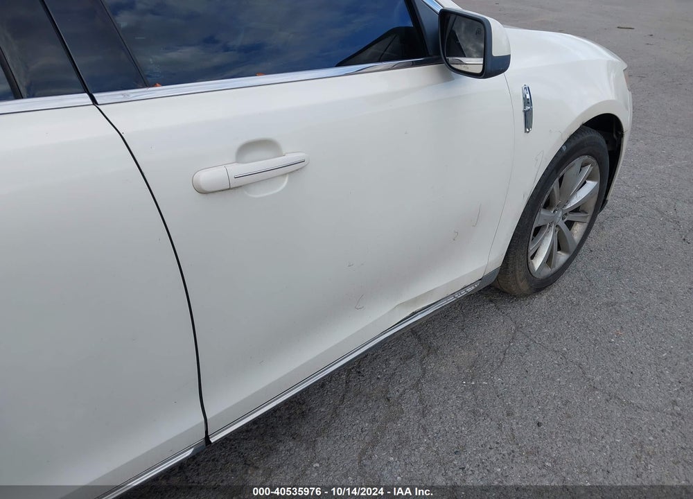 2009 LINCOLN MKS VIN: 1LNHM93R99G612526