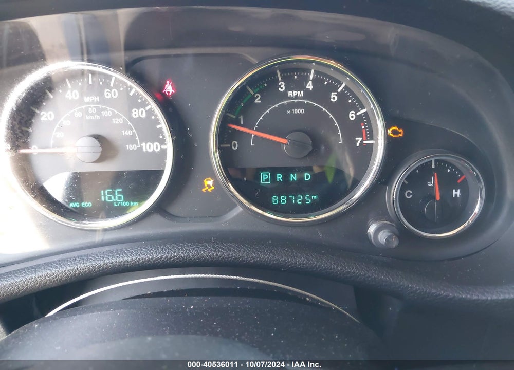 2016 JEEP WRANGLER UNLIMITED SAHARA VIN: 1C4BJWEG3GL135402